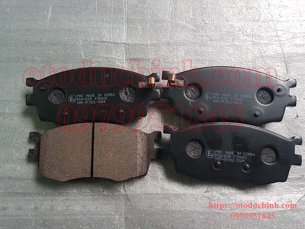 Má phanh trước Hyundai Verna 2005-2008