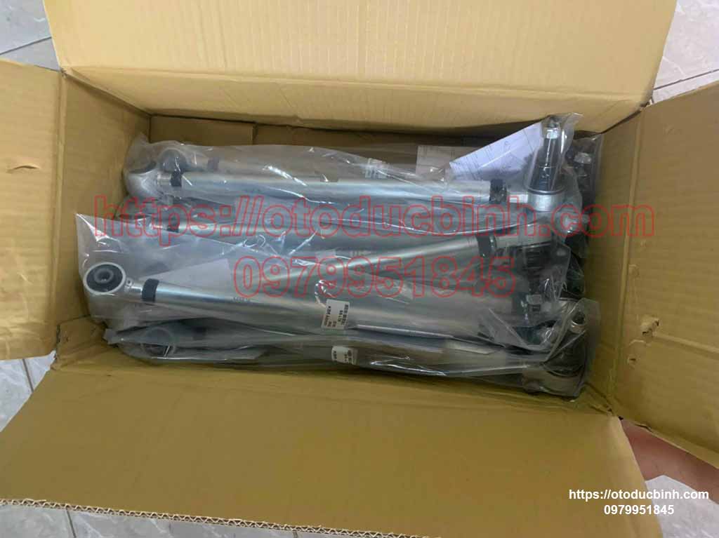 Thanh giằng sau Ford Escape 2.3