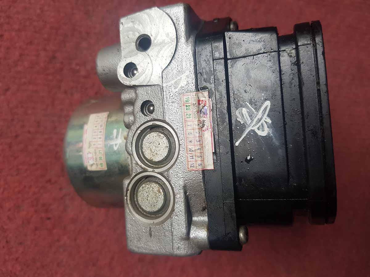 Cụm bơm ABS Honda Civic 2.0