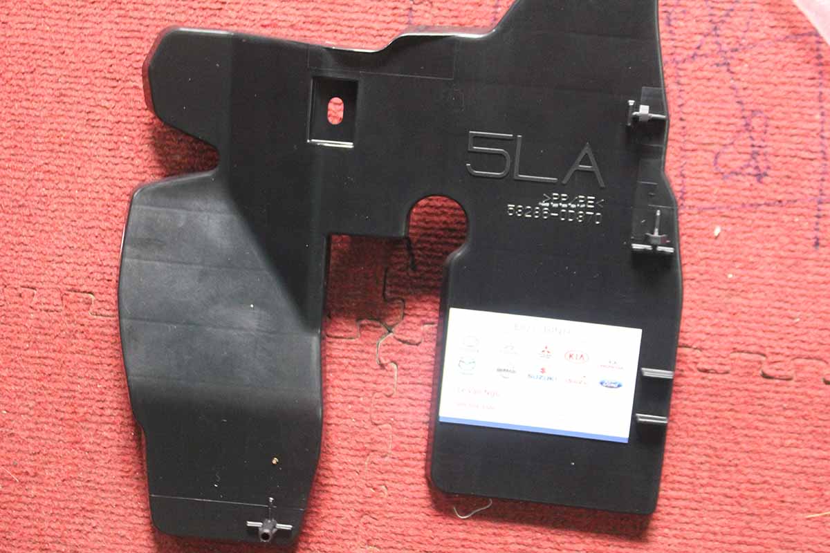 Ốp Trên Két Nước Toyota Vios 2019-2021 Chính Hãng