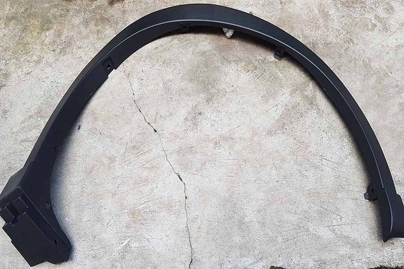 Cua lốp trước hay Ốp phồng bên phụ Mazda CX5 kd5351w20c