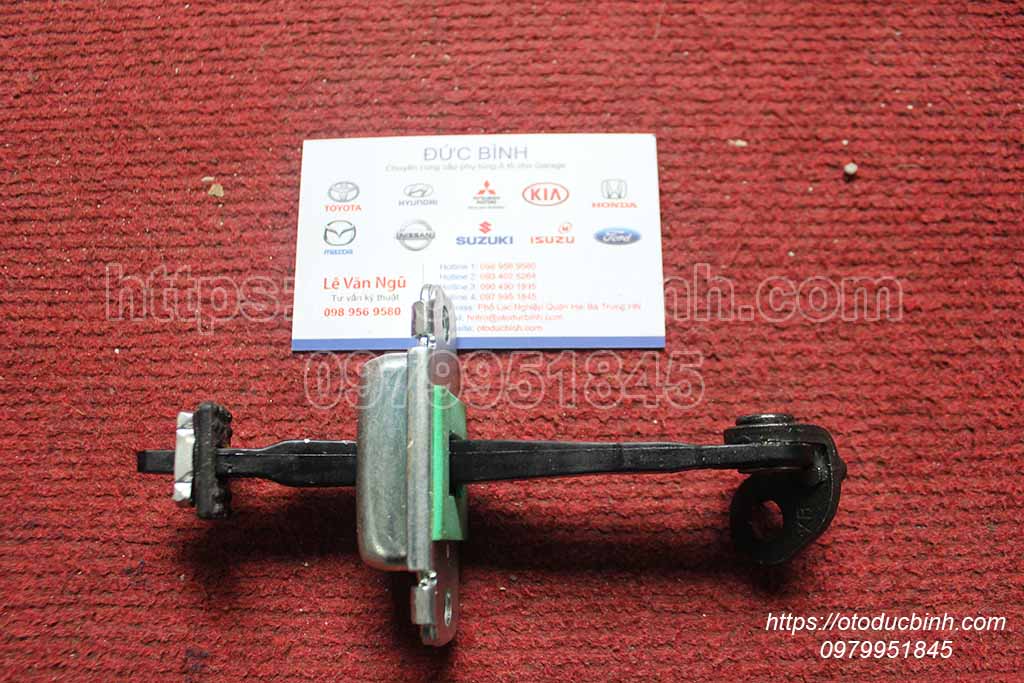 Hạn chế cửa sau Hyundai Getz 794901c000