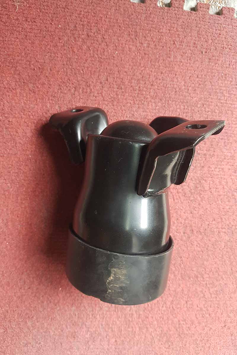Chân đầu máy Toyota Camry 2.2 1992-2001 12361-74241